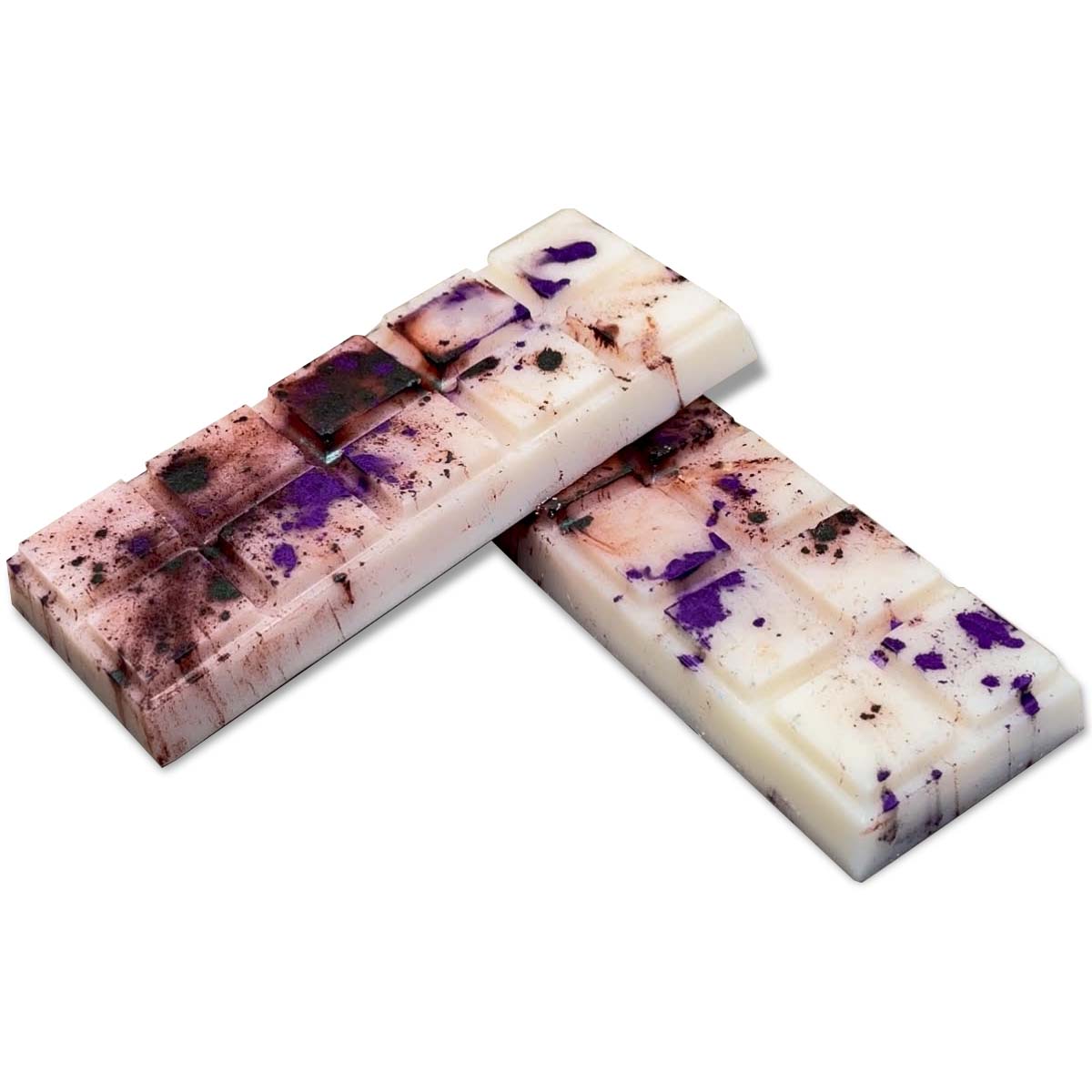 Experience the richness of our unwrapped Velvet Peony and Oud Snap Bar. Its natural soy wax fills your space with a blend of floral and woody scents.